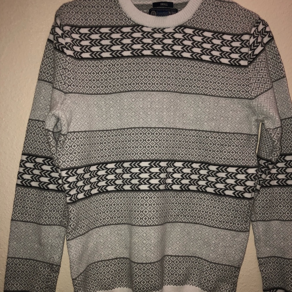 Sweater (American Rag)